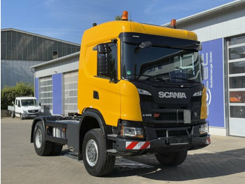 Vetopöytäauto SCANIA G 450