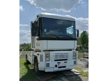 Vetopöytäauto RENAULT Magnum 400
