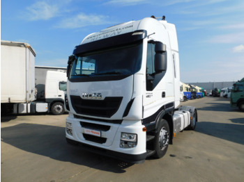 Vetopöytäauto IVECO