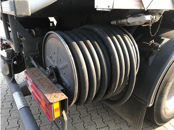 Säiliöauto Mercedes-Benz Actros 1841 L 4x2 Actros 1841 L 4x2, Esterer Tankaufbau ca. 13.500l, 2 Kammern: kuva Säiliöauto Mercedes-Benz Actros 1841 L 4x2 Actros 1841 L 4x2, Esterer Tankaufbau ca. 13.500l, 2 Kammern