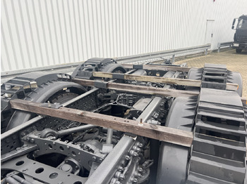 Uusi Koukkulava kuorma-auto Mercedes-Benz Arocs 3251 L 8x4/4 Arocs 3251 L 8x4/4, Motorabtrieb: kuva Uusi Koukkulava kuorma-auto Mercedes-Benz Arocs 3251 L 8x4/4 Arocs 3251 L 8x4/4, Motorabtrieb