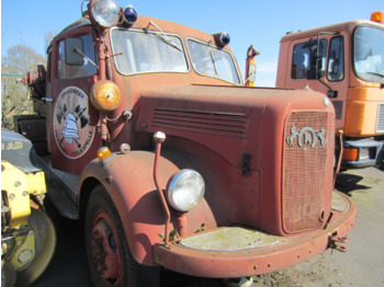 Paloauto MERCEDES-BENZ