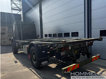 Kuorma-auto MAN 18.225 LAC 4x4: kuva Kuorma-auto MAN 18.225 LAC 4x4