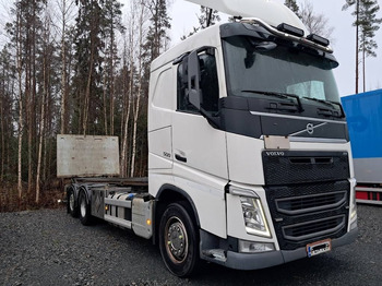 Konttialus/ Vaihtokuormatilat kuorma-auto Volvo FH 13 500: kuva Konttialus/ Vaihtokuormatilat kuorma-auto Volvo FH 13 500 Konttialus/ Vaihtokuormatilat kuorma-auto Volvo FH 13 500: kuva Konttialus/ Vaihtokuormatilat kuorma-auto Volvo FH 13 500