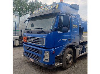 Säiliöauto VOLVO FM 400