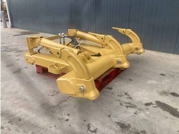 Lisälaitteet CATERPILLAR