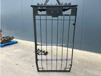 Ohjaamo ja sisustus CATERPILLAR