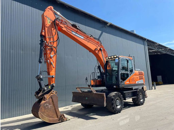 Pyöräalustainen kaivinkone DOOSAN DX170W-5