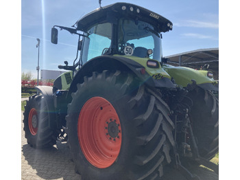 Traktori CLAAS Axion 830