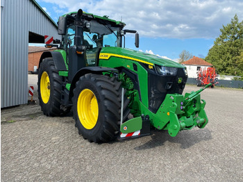 Traktori JOHN DEERE 8R Series