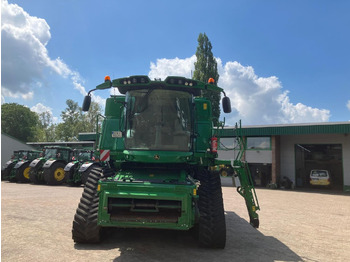 Leasing John Deere T670 John Deere T670: kuva Leasing John Deere T670 John Deere T670