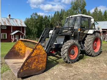 Traktori CASE IH