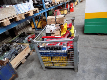 Takalyhty verlichting voor truck en trailer HELLA VERLICHTING truck en trailer: kuva Takalyhty verlichting voor truck en trailer HELLA VERLICHTING truck en trailer