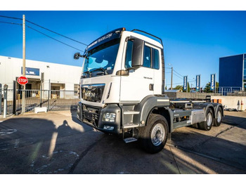 Koukkulava kuorma-auto MAN TGS