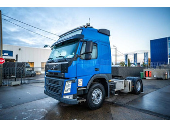 Vetopöytäauto VOLVO FM 420