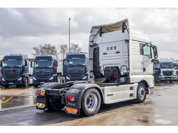 Vetopöytäauto MAN TGX 18.480 XLX BLS+INTARDER+E5: kuva Vetopöytäauto MAN TGX 18.480 XLX BLS+INTARDER+E5