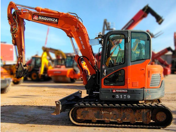 Minikuormaaja DOOSAN DX85R-3
