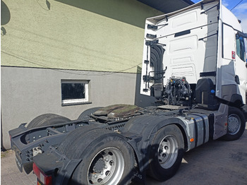 Vetopöytäauto Renault Gama T 480: kuva Vetopöytäauto Renault Gama T 480