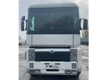 Vetopöytäauto RENAULT