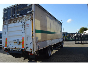 Pressukapelli kuorma-auto DAF CF 250 * EURO3 * MANUAL * 4X2 *: kuva Pressukapelli kuorma-auto DAF CF 250 * EURO3 * MANUAL * 4X2 *