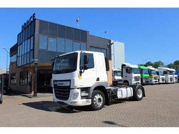 Vetopöytäauto DAF CF 450
