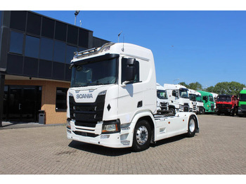Vetopöytäauto SCANIA R 450