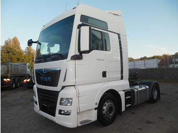 Vetopöytäauto MAN TGX 18.500