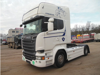 Vetopöytäauto SCANIA R 520