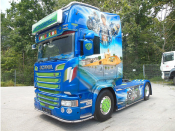Vetopöytäauto SCANIA R 520