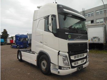 Vetopöytäauto VOLVO FH13 500