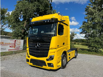 Vetopöytäauto MERCEDES-BENZ Actros
