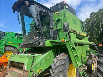 Leikkuupuimuri JOHN DEERE