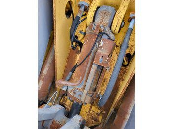 Hydraulisylinteri VOLVO