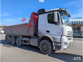 Kippiauto kuorma-auto Dump / tipper truck Mercedes Benz Arocs 3253 8X4: kuva Kippiauto kuorma-auto Dump / tipper truck Mercedes Benz Arocs 3253 8X4