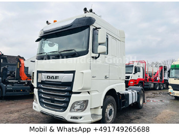 Vetopöytäauto DAF XF 530