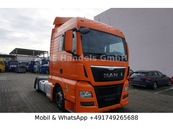 Vetopöytäauto MAN TGX 18.440