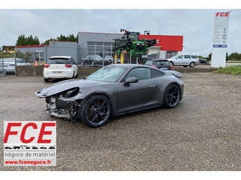 Henkilöauto PORSCHE