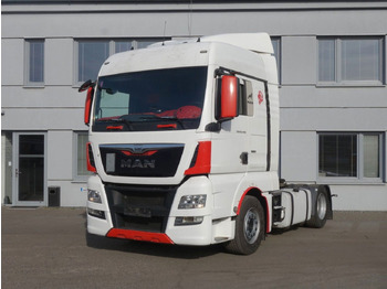 Vetopöytäauto MAN TGX 18.440