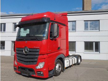 Vetopöytäauto MERCEDES-BENZ Actros 1845