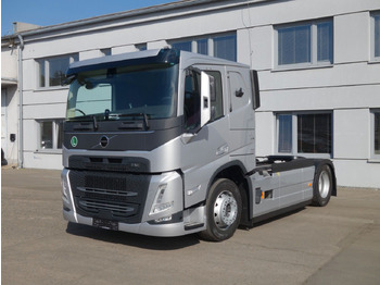 Vetopöytäauto VOLVO FM13 460
