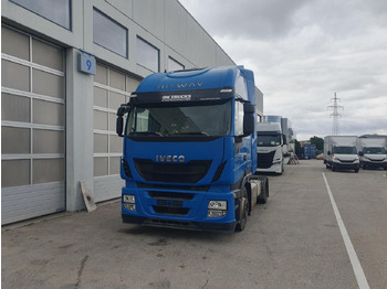 Vetopöytäauto IVECO Stralis 440