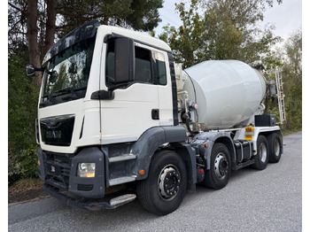 Betoniauto LIEBHERR
