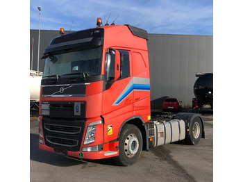 Vetopöytäauto VOLVO FH 460