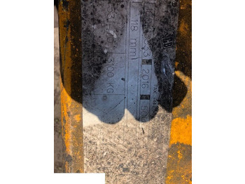 Vetoakseli JCB