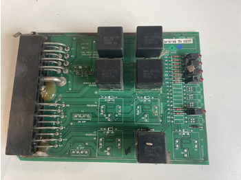 Sähköjärjestelmä JOHN DEERE