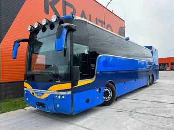 Turistibussi Van Hool Scania K 400 T 9 6x2*4 WC / AC / WEBASTO / FRIDGE / LUGGAGE BOX WITH LIFT / WHEELCHAIR LIFT: kuva Turistibussi Van Hool Scania K 400 T 9 6x2*4 WC / AC / WEBASTO / FRIDGE / LUGGAGE BOX WITH LIFT / WHEELCHAIR LIFT
