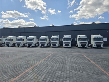 Vetopöytäauto DAF XF 105 460
