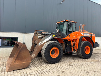 Pyöräkuormaaja DOOSAN DL420