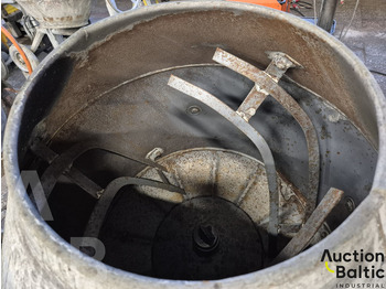 Leasing Agro-Wikt BWA 200 Agro-Wikt BWA 200: kuva Leasing Agro-Wikt BWA 200 Agro-Wikt BWA 200