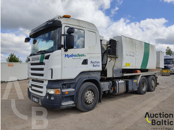 Puhtaanpitoauto SCANIA R
